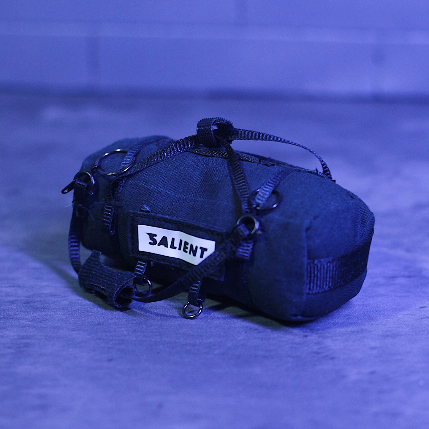 1/10 SALIENT DUFFLE