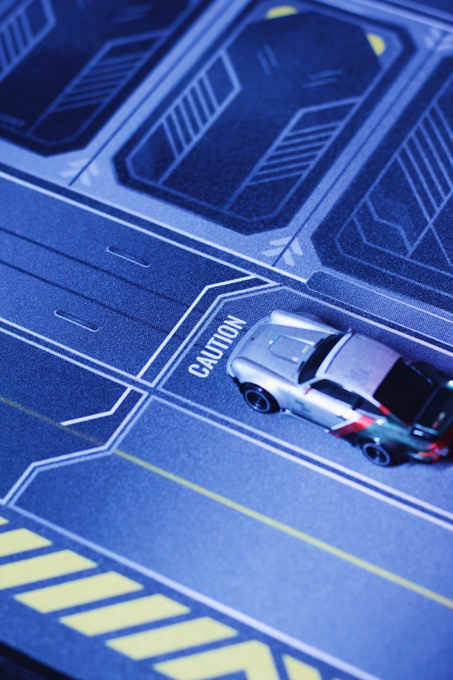 SALIENT DRIFT MAT MECHA