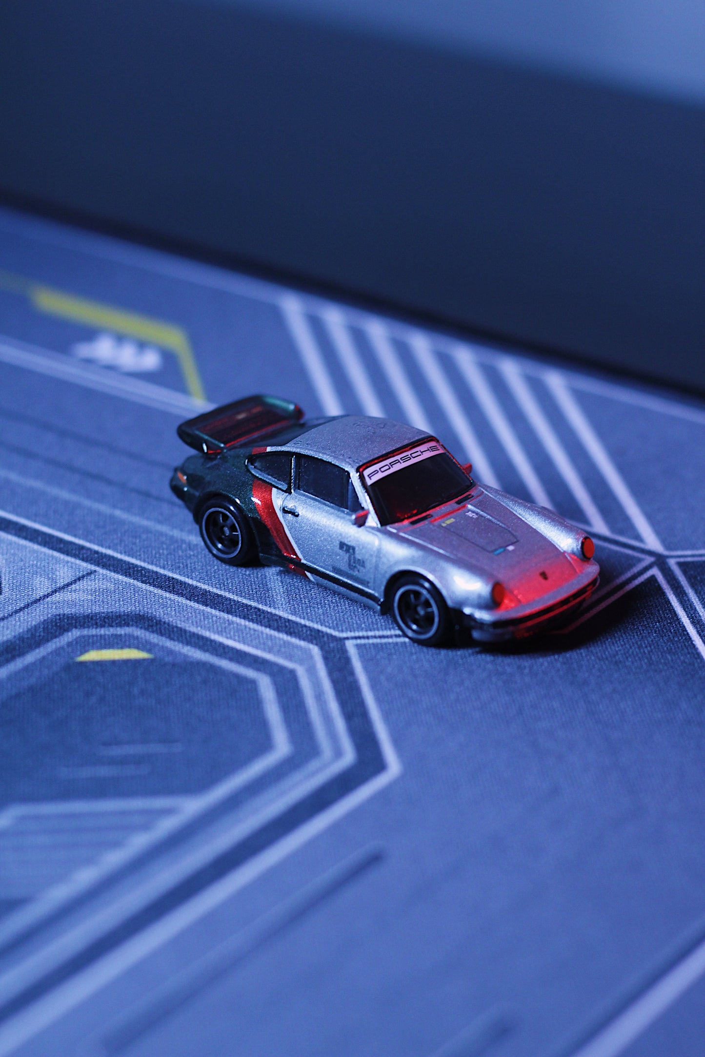 SALIENT DRIFT MAT MECHA