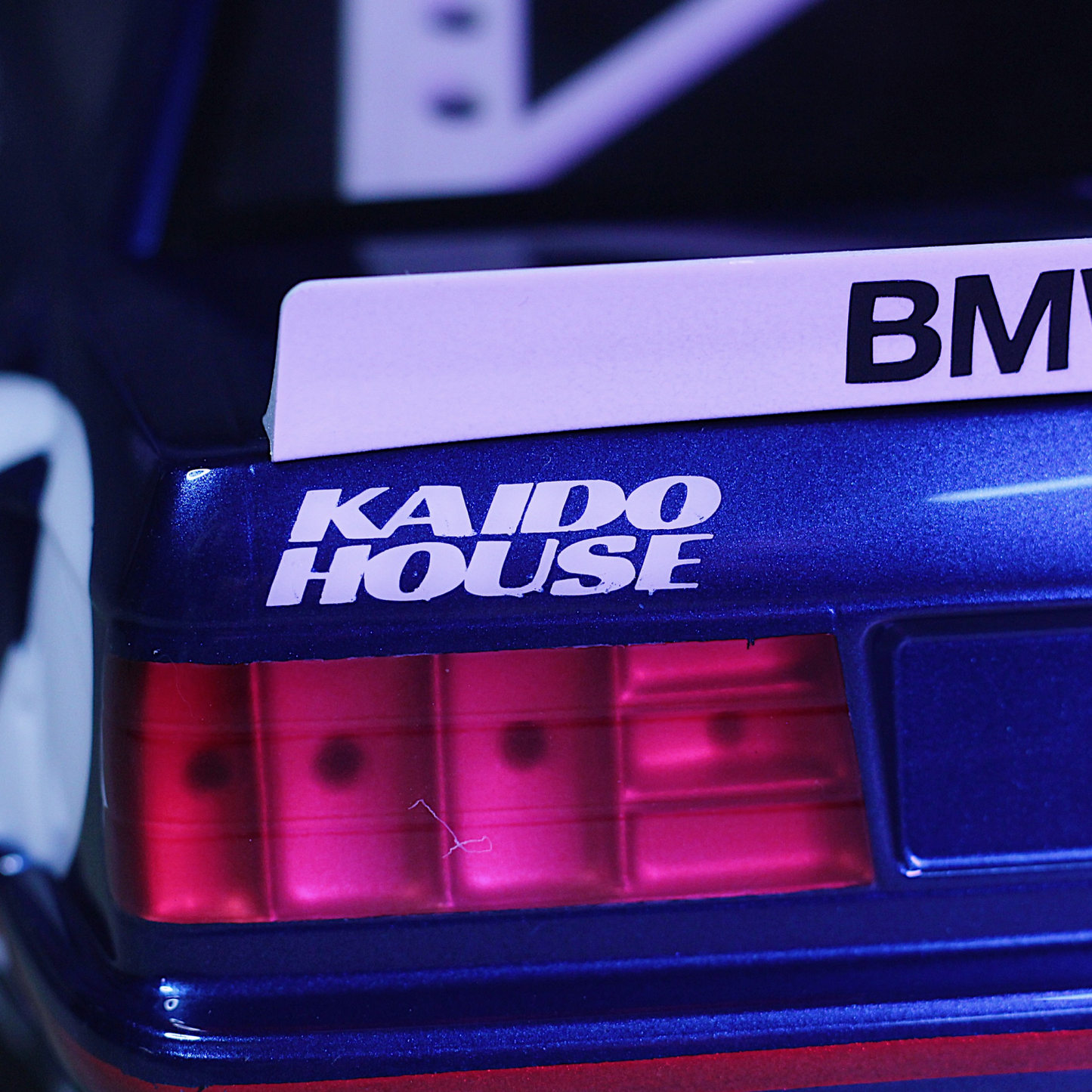 Kaido House BMW E30 1/10 Drift Body, Jacket, and Bag
