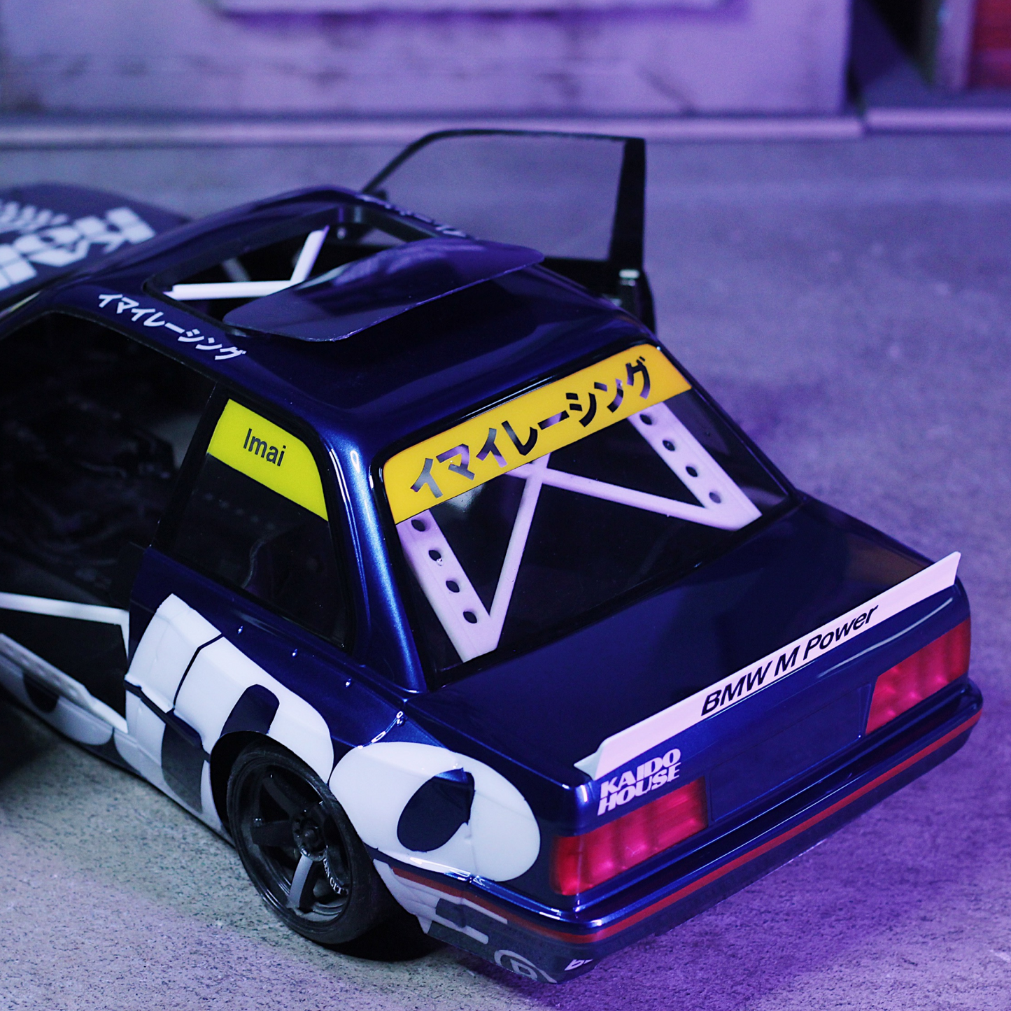 Kaido House BMW E30 1/10 Drift Body, Jacket, and Bag