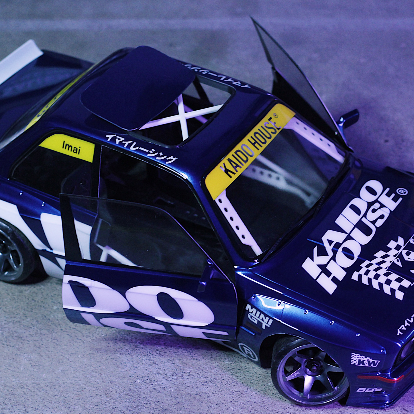 Kaido House BMW E30 1/10 Drift Body, Jacket, and Bag