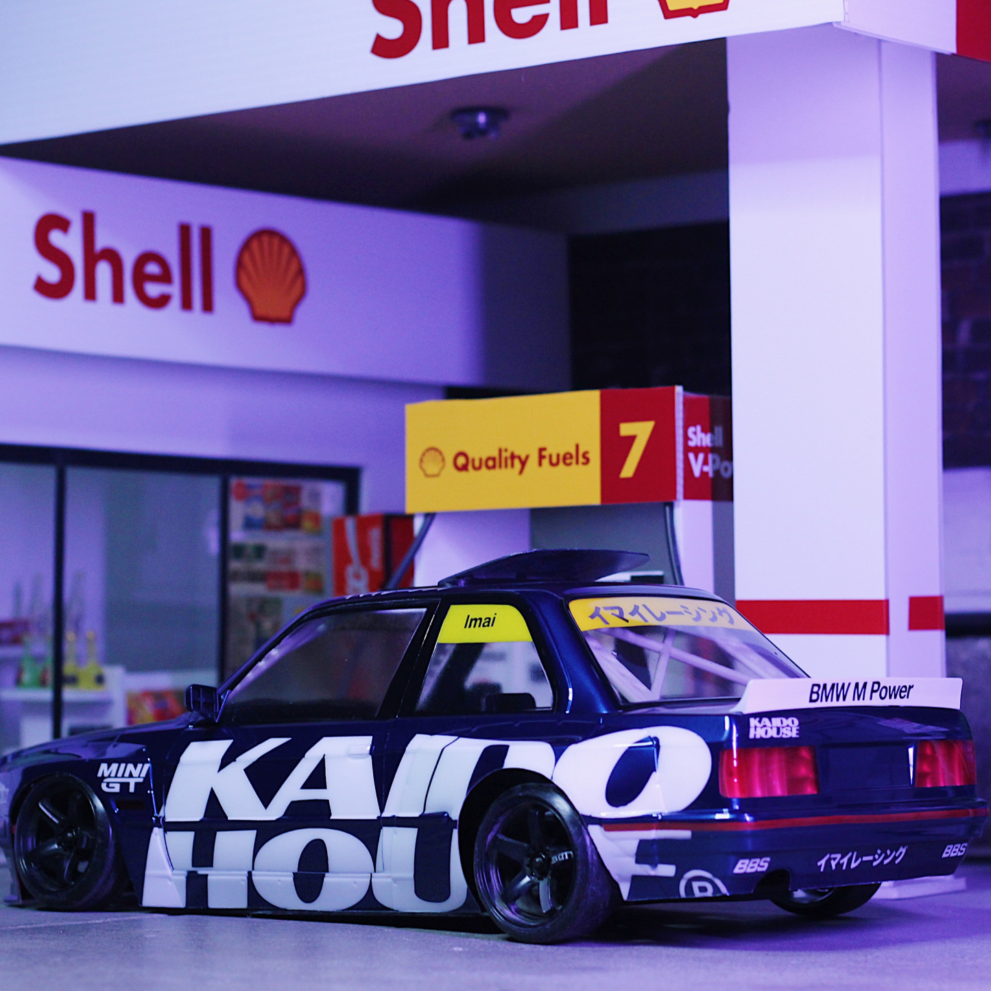 Kaido House BMW E30 1/10 Drift Body, Jacket, and Bag
